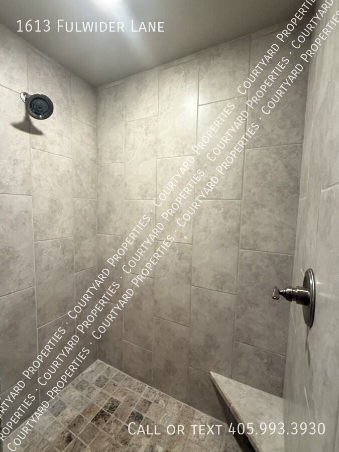 1613 Fulwider Ln - Photo 7 of 34