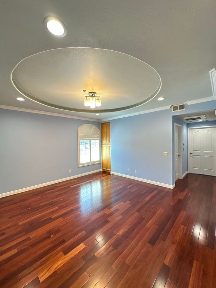 120 De Anza St #202 - Photo 3 of 16
