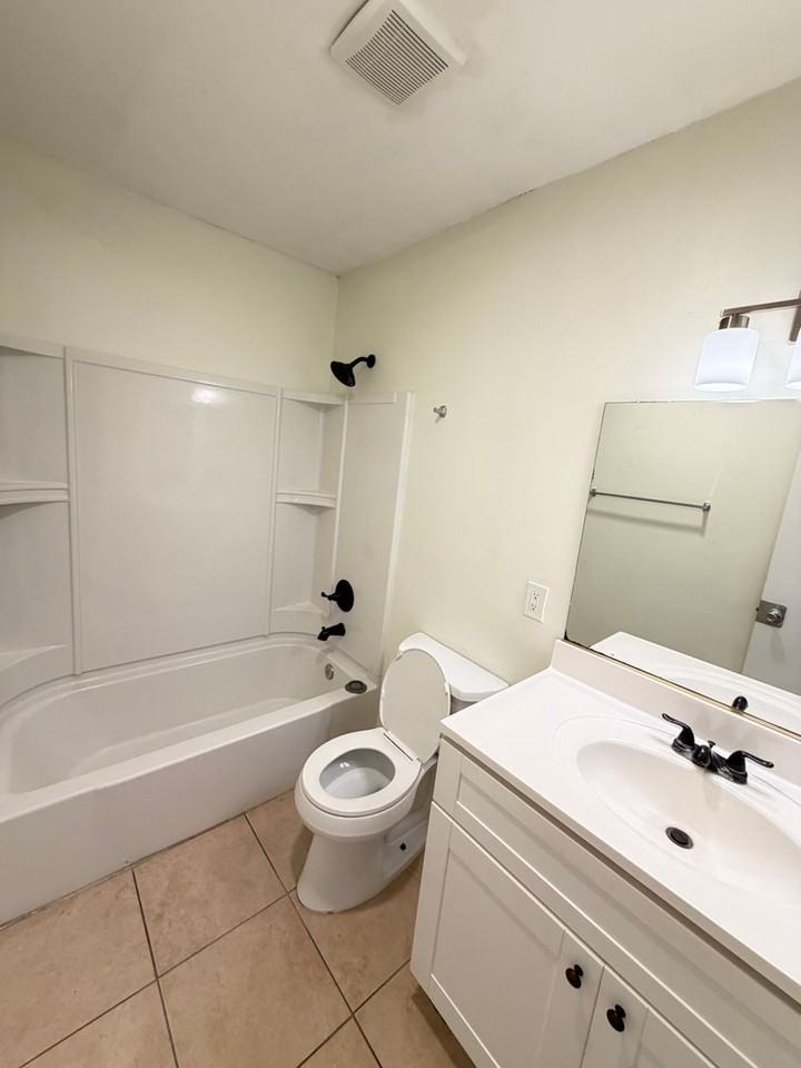 4588 34th St - Photo 5 of 14