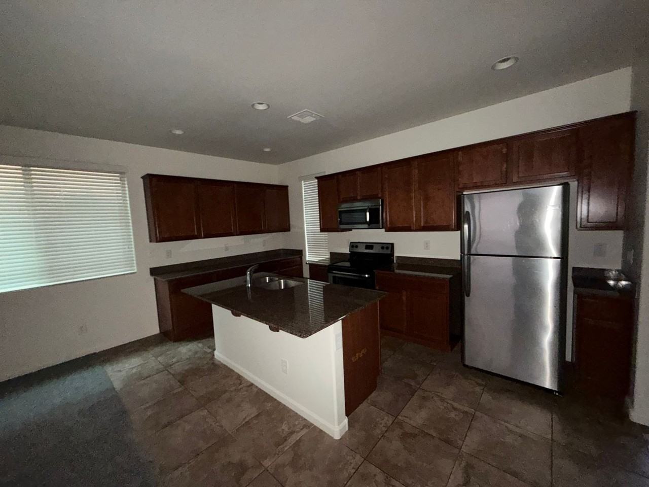 1498 S Colt Dr - Photo 6 of 17