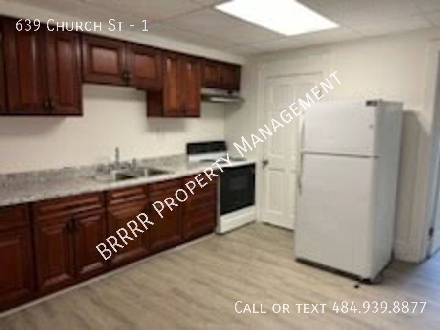 639 Church St #1 - Photo 3 of 13