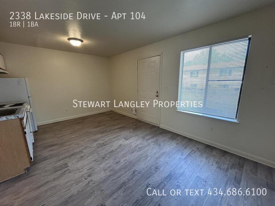 2338 Lakeside Dr #104 - Photo 4 of 15