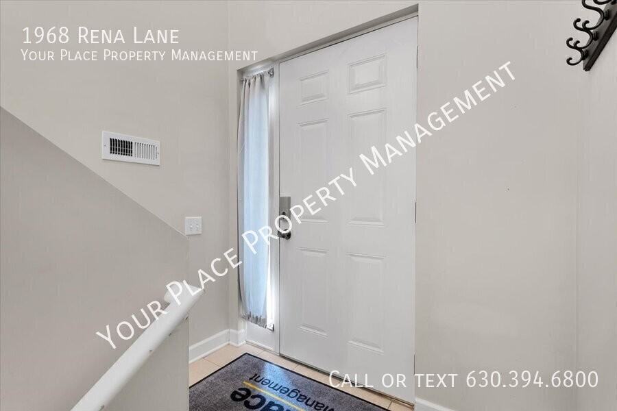 1968 Rena Ln - Photo 4 of 32