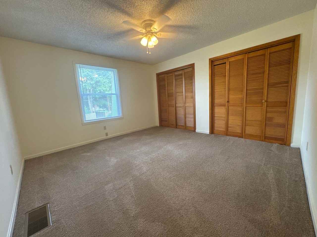521 Dawson Ln Apt A - Photo 6 of 11