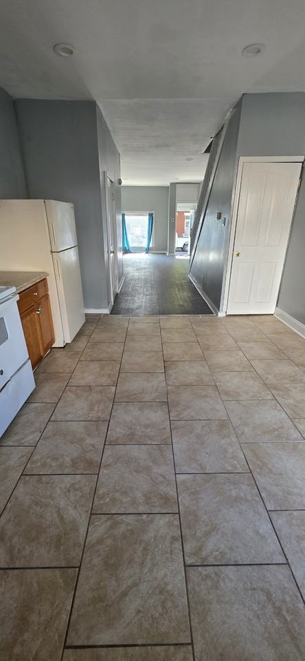 515 N Kenwood Ave - Photo 4 of 11