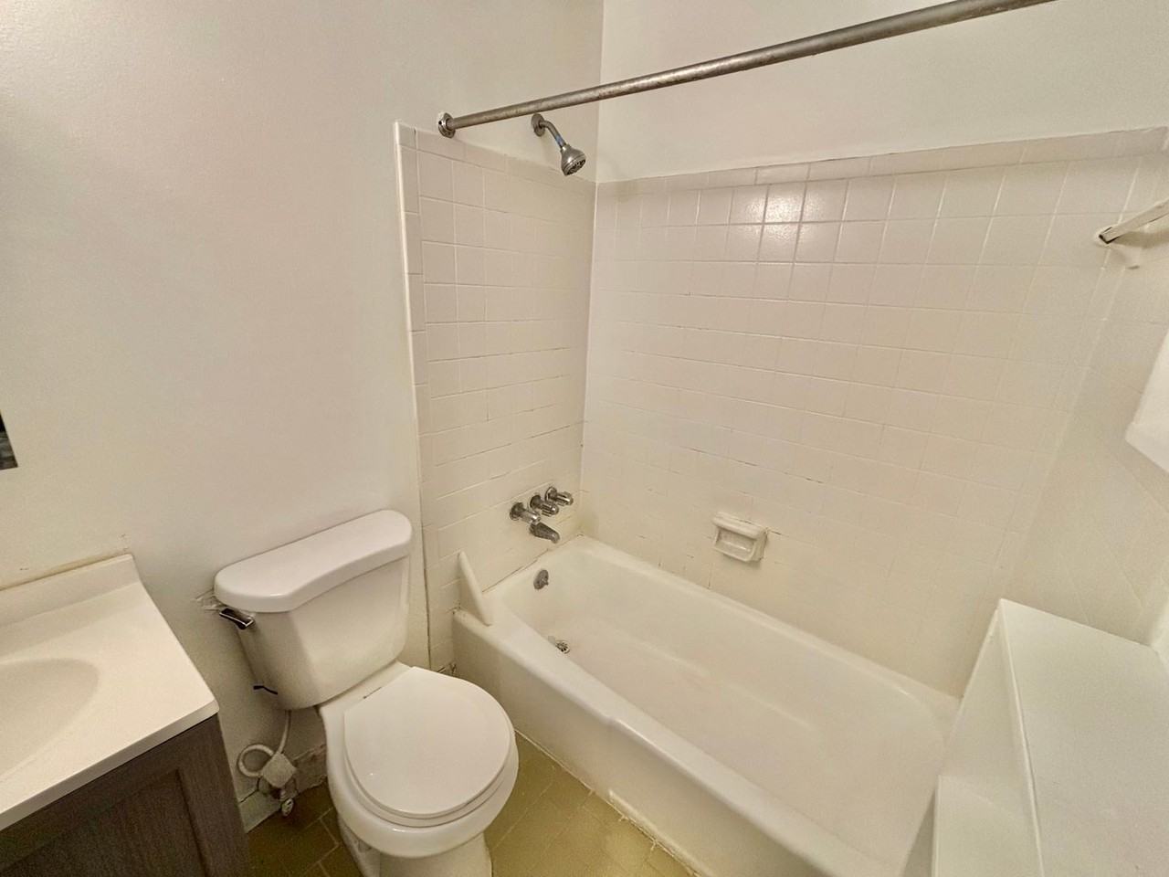 1221 S 3rd St - Photo 4 of 5