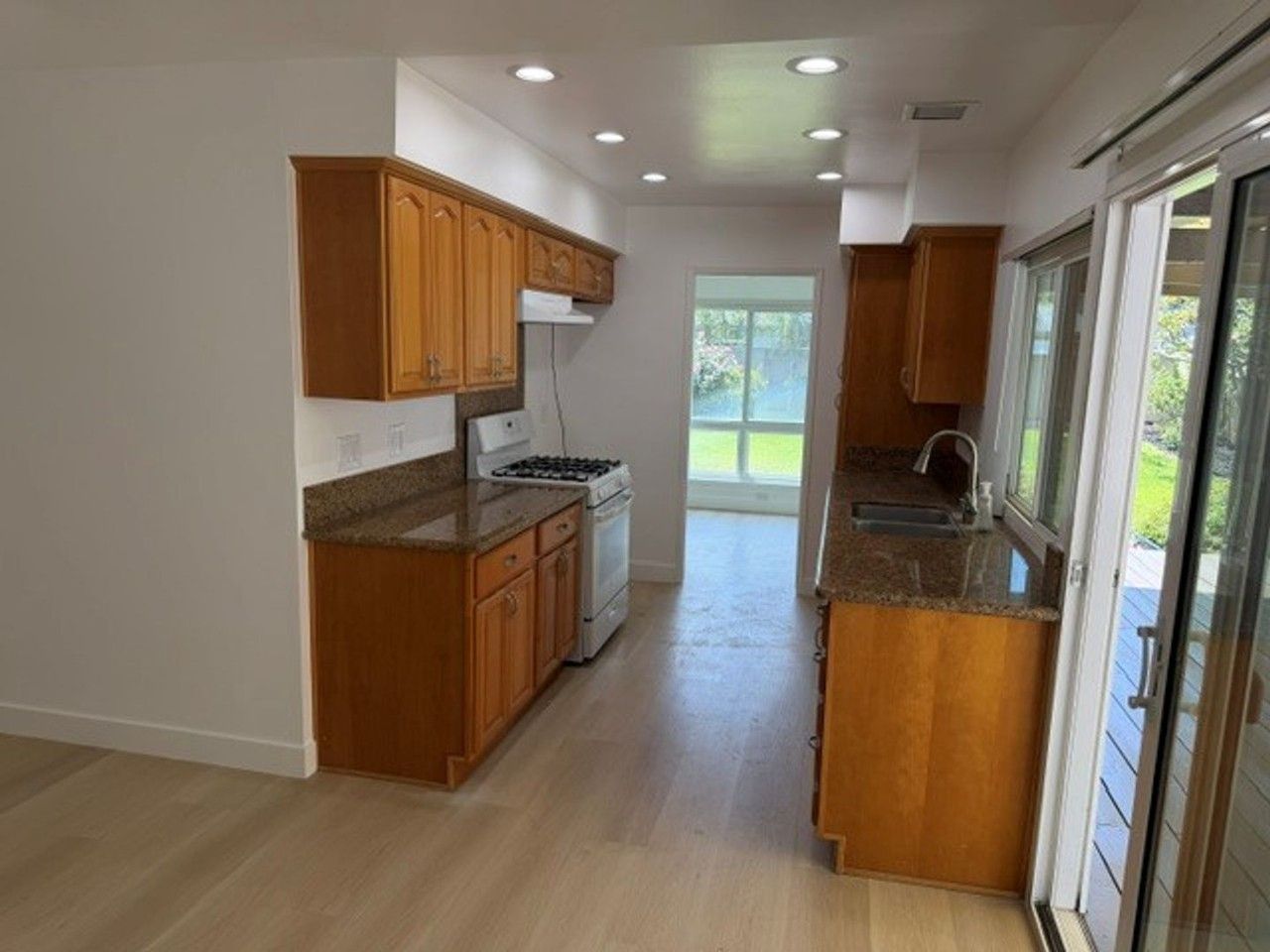 632 Heather Ave - Photo 4 of 13