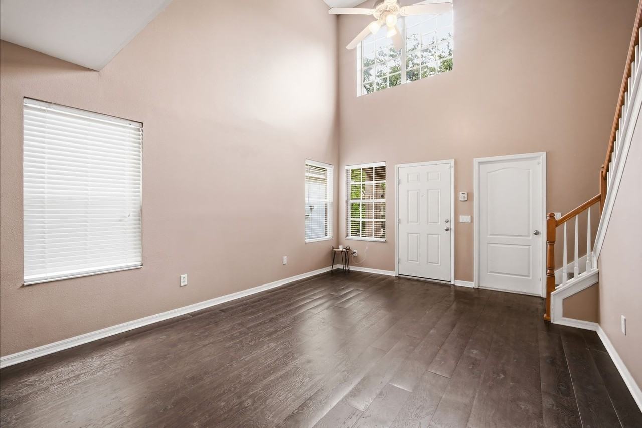 18126 Birdwater Dr - Photo 5 of 26