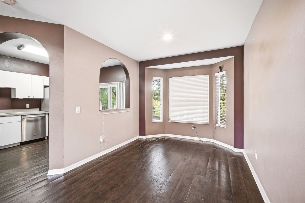 18126 Birdwater Dr - Photo 7 of 26