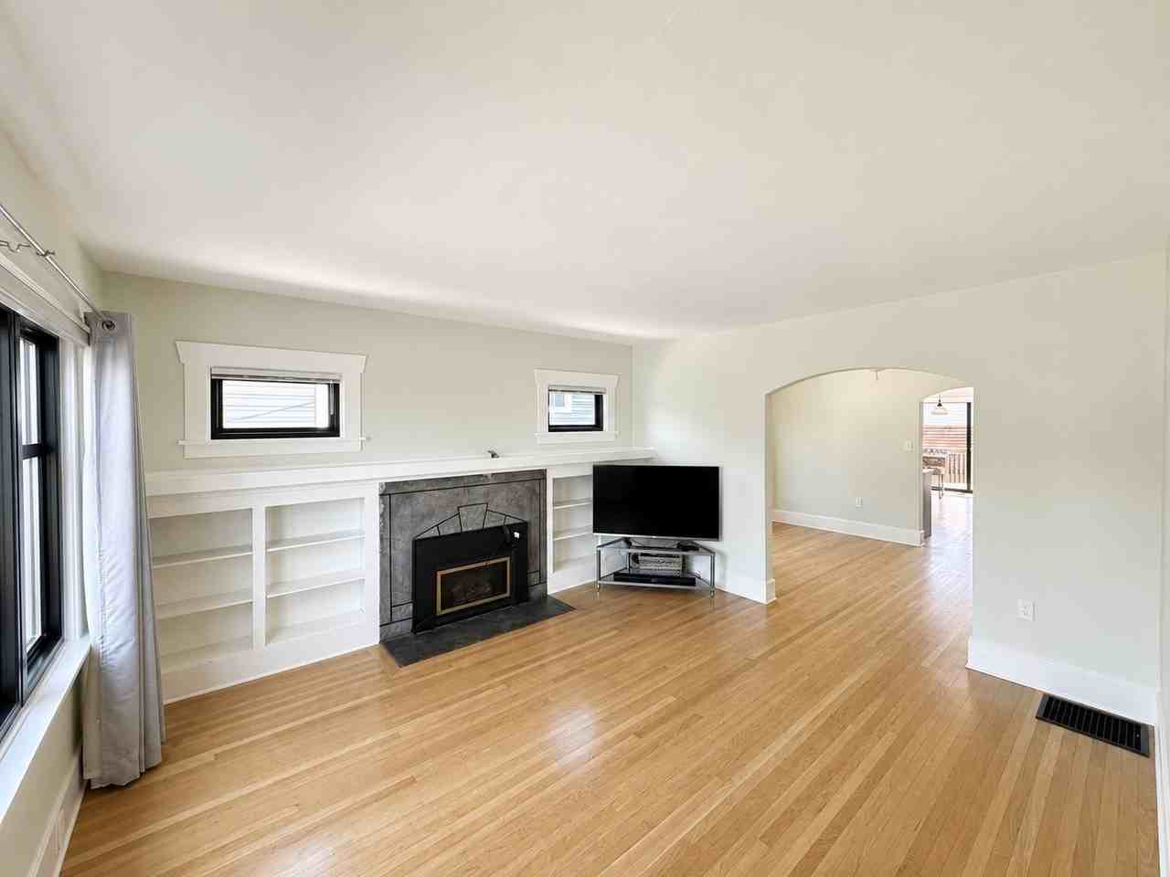 6522 Dibble Ave Nw - Photo 6 of 23