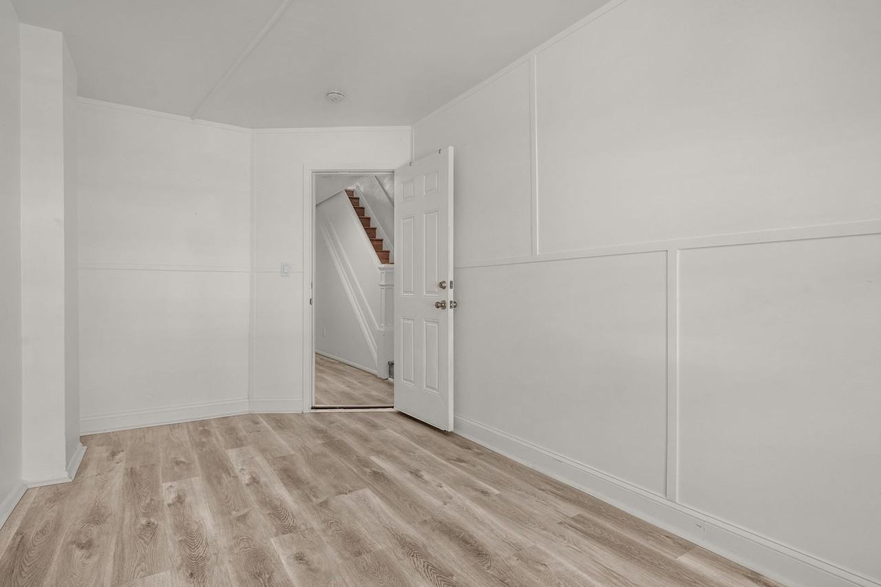 2335 Lauretta Ave - Photo 7 of 22