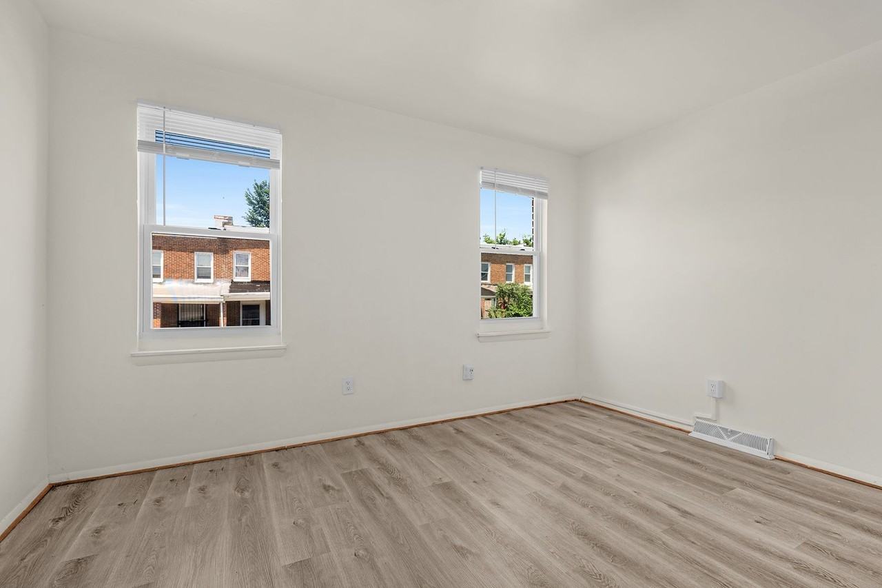 2335 Lauretta Ave - Photo 7 of 22