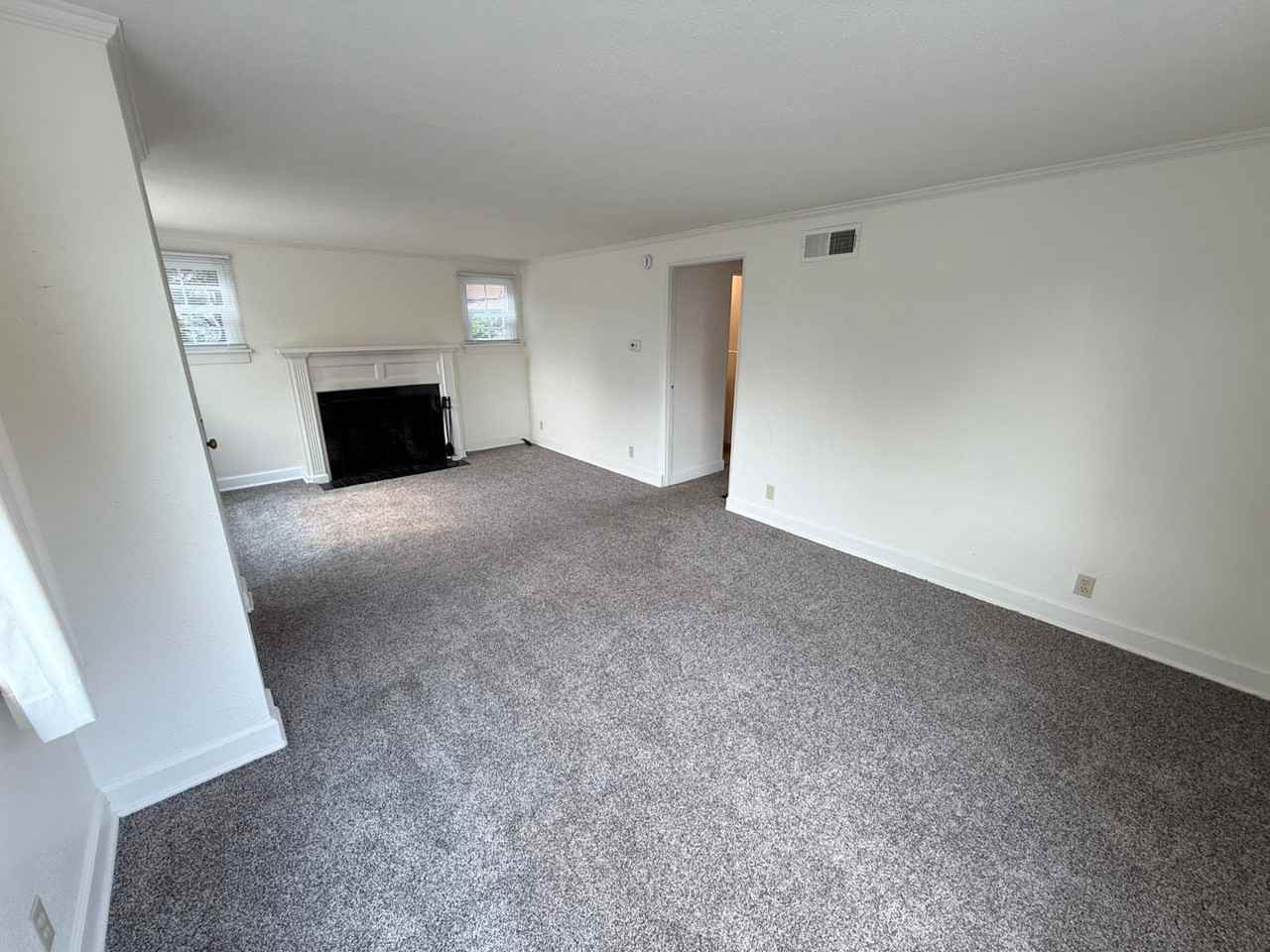 428 Nw 26th St - Photo 2 of 18
