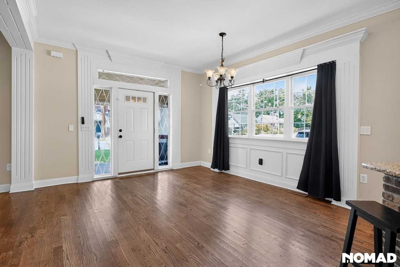 1040 Sharpe Ave - Photo 3 of 29