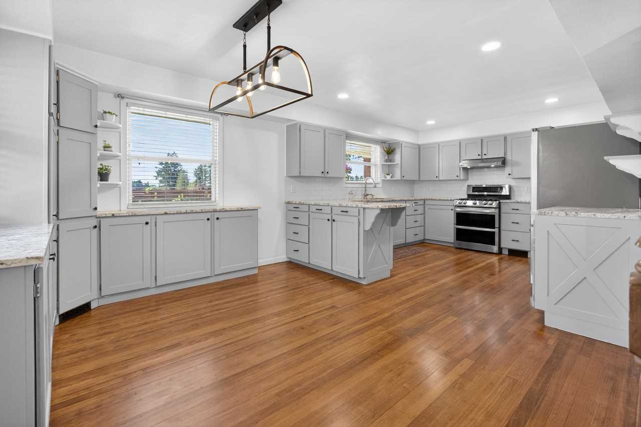 12550 Se 242nd Ave - Photo 7 of 50