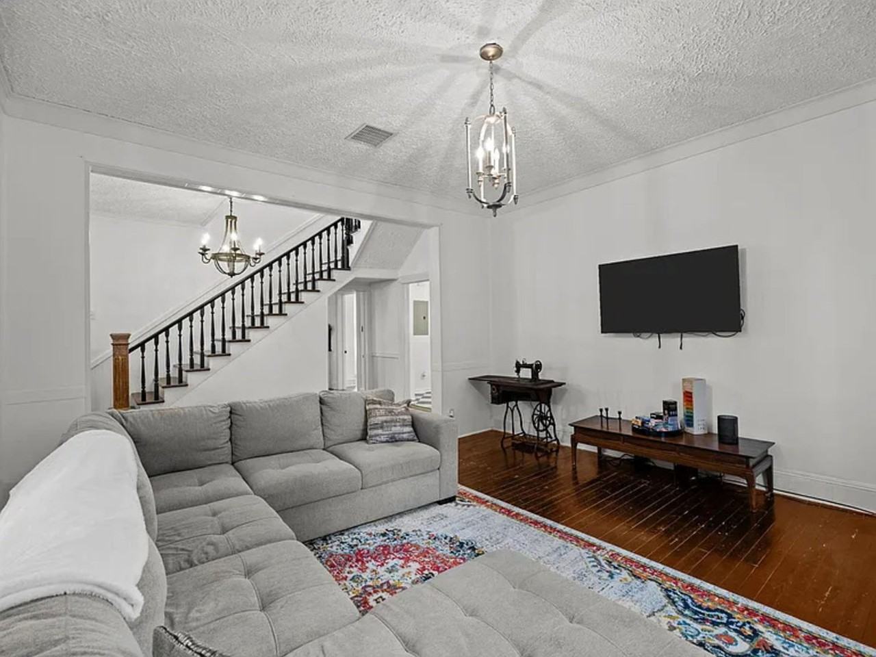 230 Chavasse Ave - Photo 3 of 22