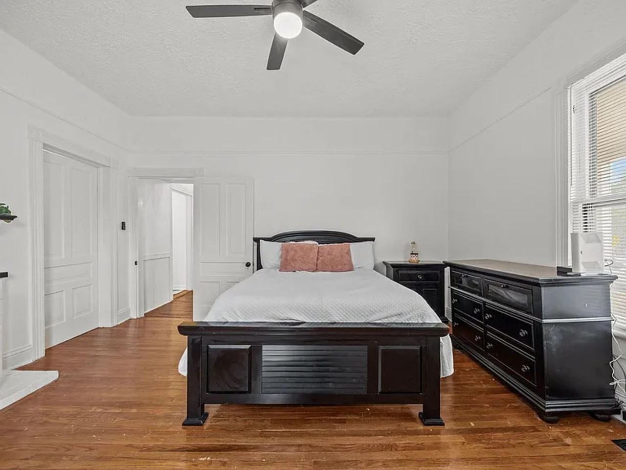 230 Chavasse Ave - Photo 7 of 22