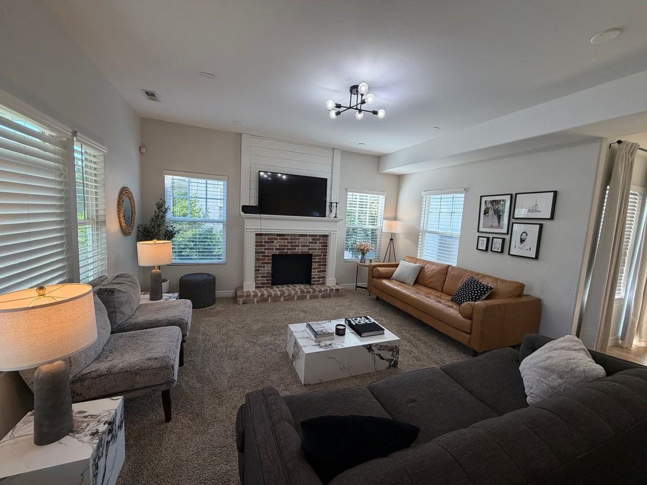 4481 W Iron Mountain Dr - Photo 4 of 50