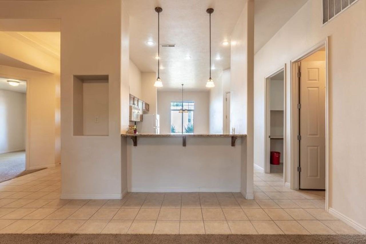 253 S 260 W - Photo 5 of 43