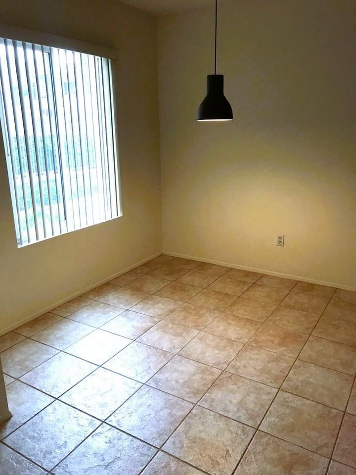 700 W La Veta Ave #S3 - Photo 4 of 11