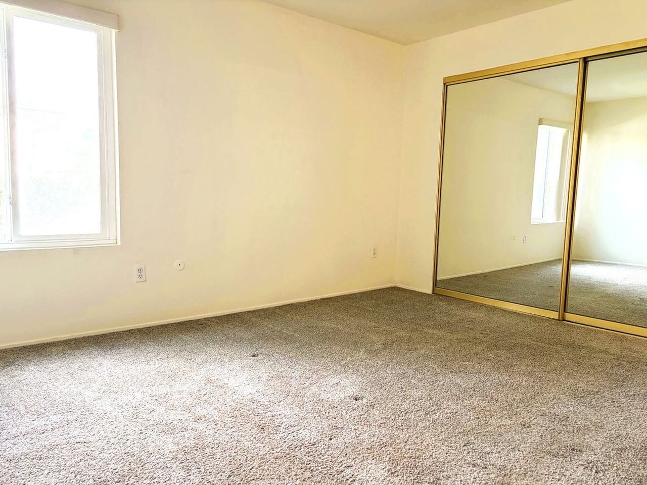 700 W La Veta Ave #S3 - Photo 5 of 11