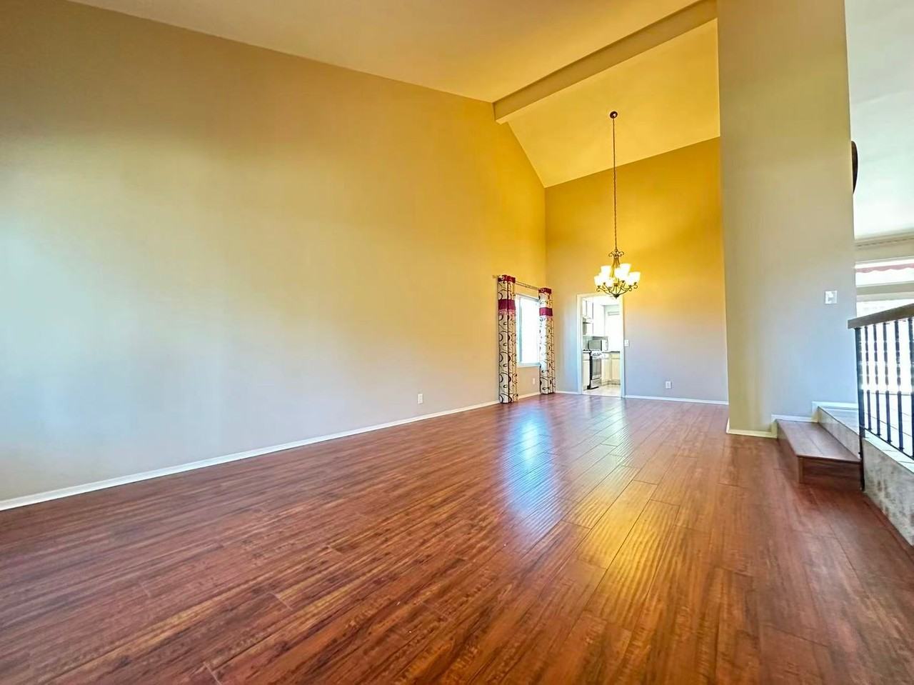 19659 Castlebar Dr - Photo 3 of 17