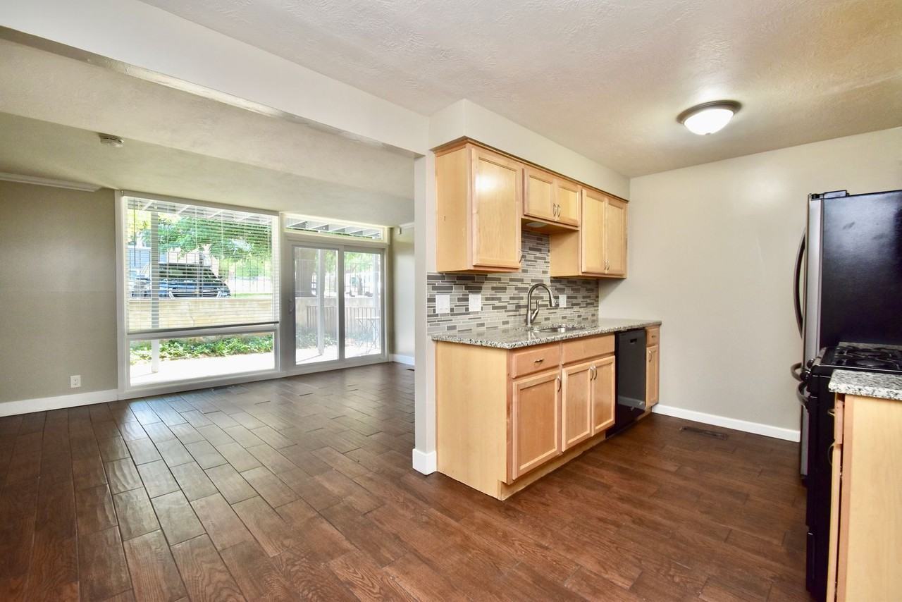 127 E 1100 N #3 - Photo 4 of 15