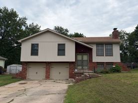8923 N Walnut St - Photo 1 of 1