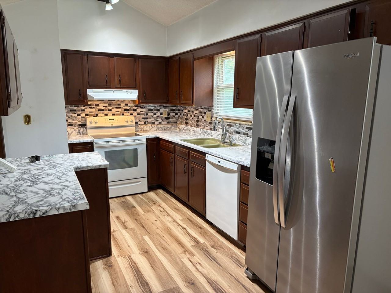 8923 N Walnut St - Photo 6 of 19