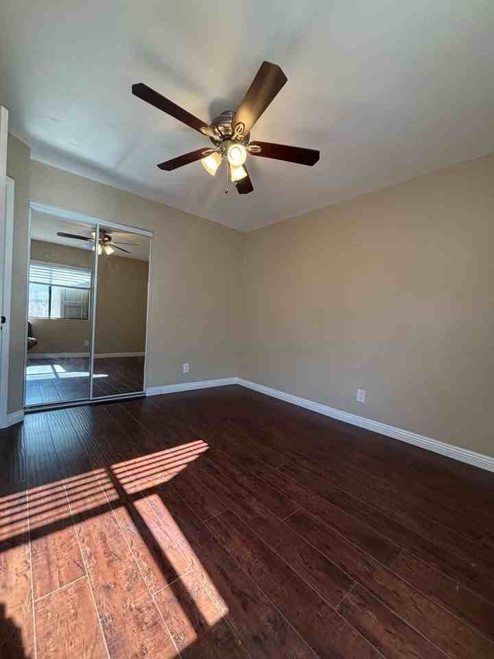 4455 Bermuda Dunes Pl - Photo 4 of 6