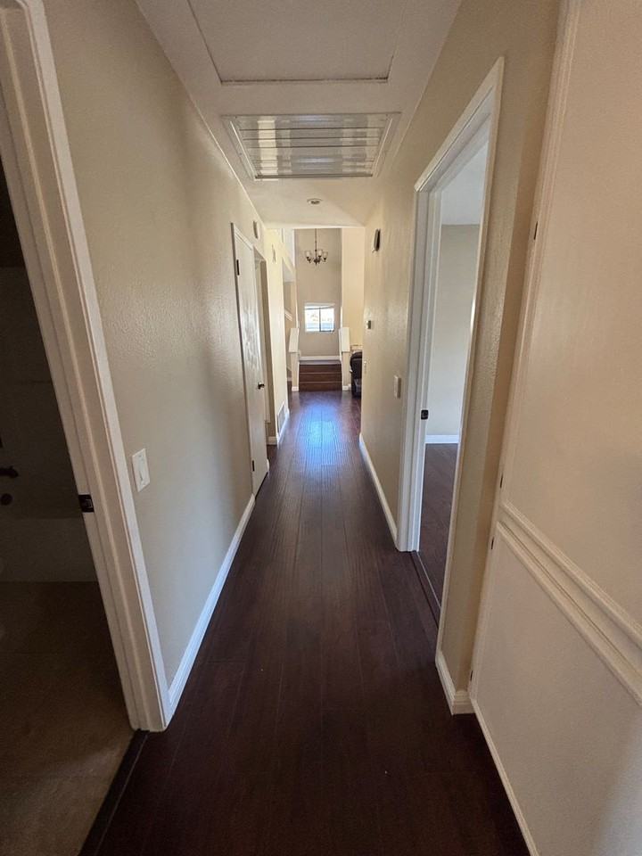 4455 Bermuda Dunes Pl - Photo 5 of 6