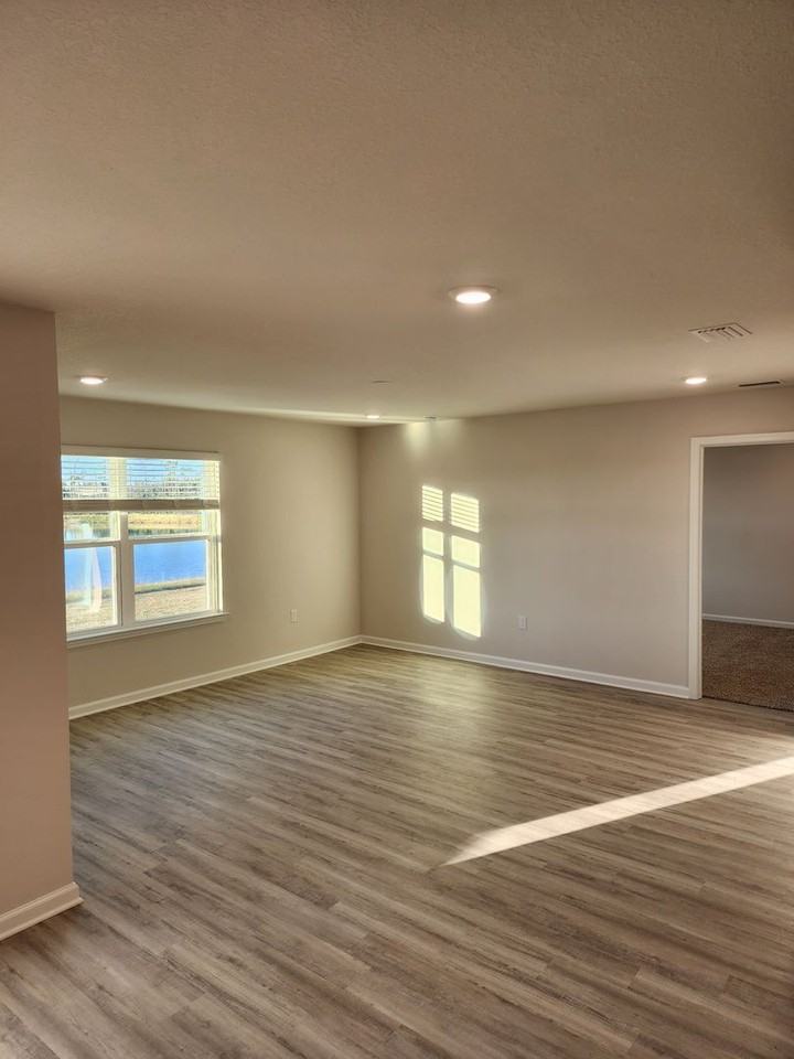 6541 Slabinski Ln - Photo 3 of 13