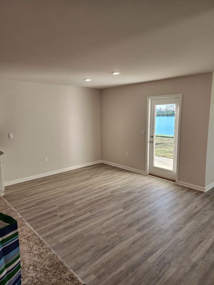 6541 Slabinski Ln - Photo 4 of 13