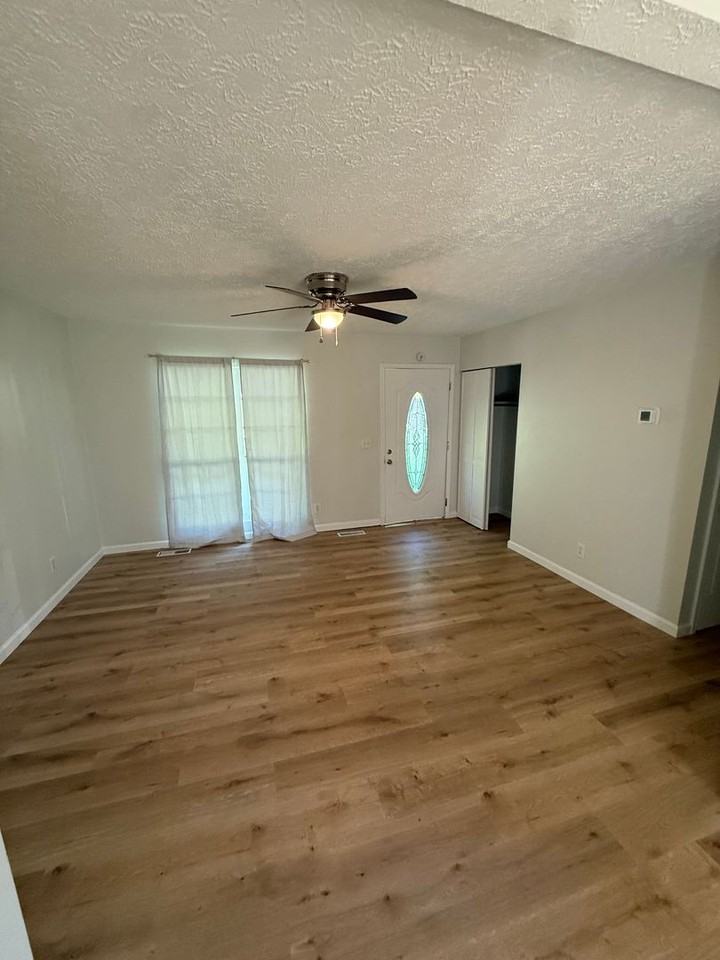 645 Westview Ave - Photo 3 of 16