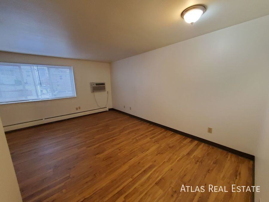 207 Mathews St #11 - Photo 3 of 11