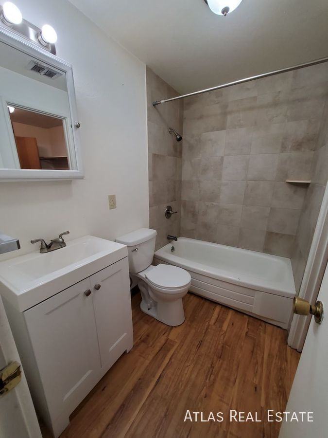 207 Mathews St #11 - Photo 7 of 11