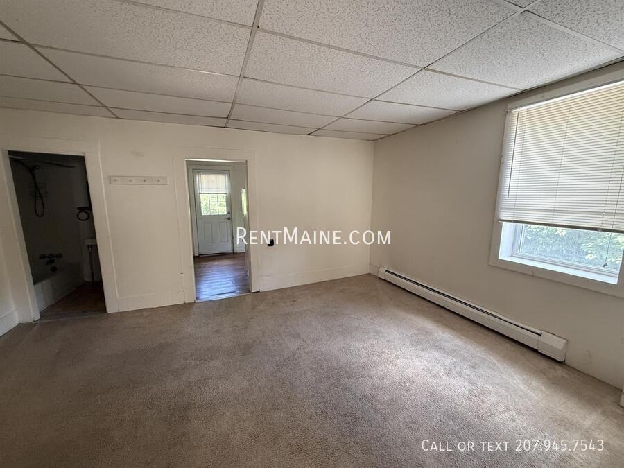 8 Commercial St #1 - Photo 3 of 7