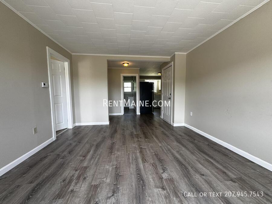 114 Riverside Dr #2 - Photo 5 of 10