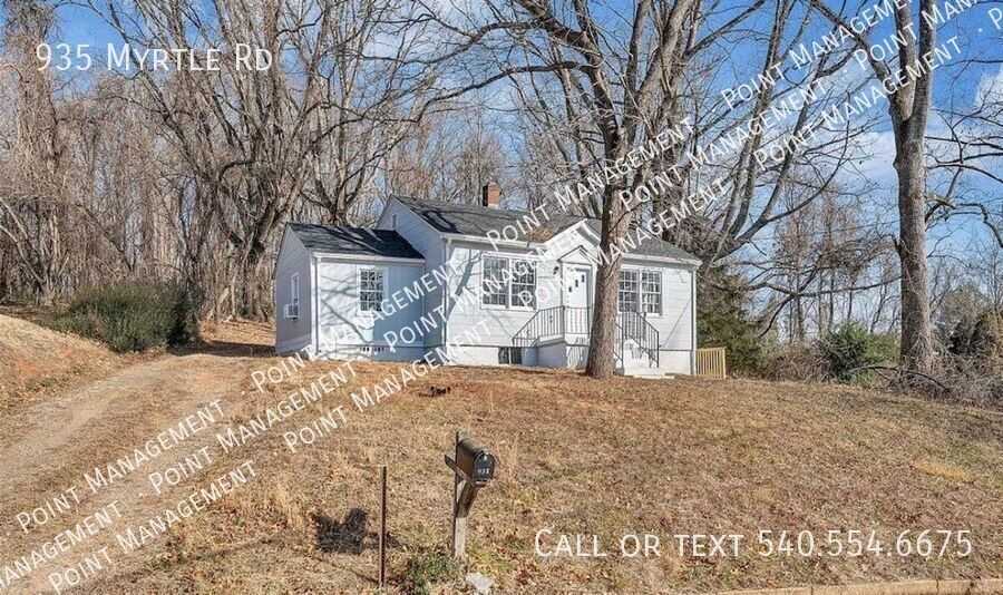 935 Myrtle Rd