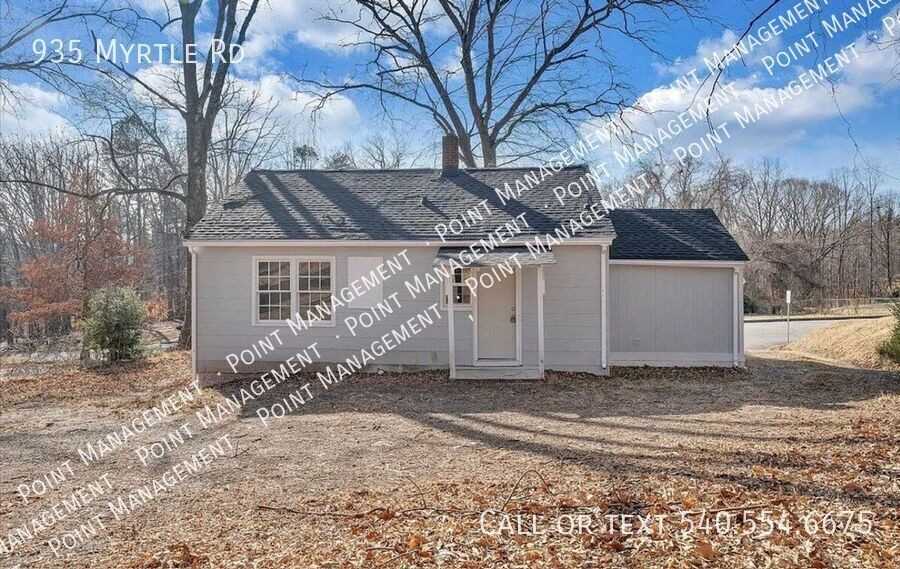 935 Myrtle Rd - Photo 2 of 18