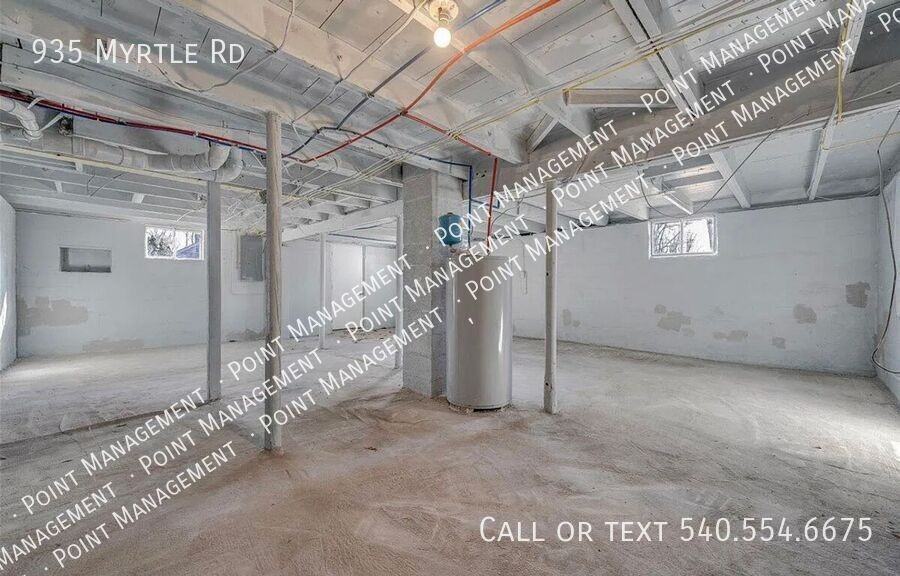 935 Myrtle Rd - Photo 5 of 18
