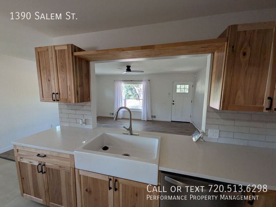 1390 Salem St - Photo 2 of 29