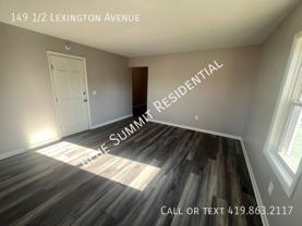 149 1/2 Lexington Ave - Photo 1 of 1
