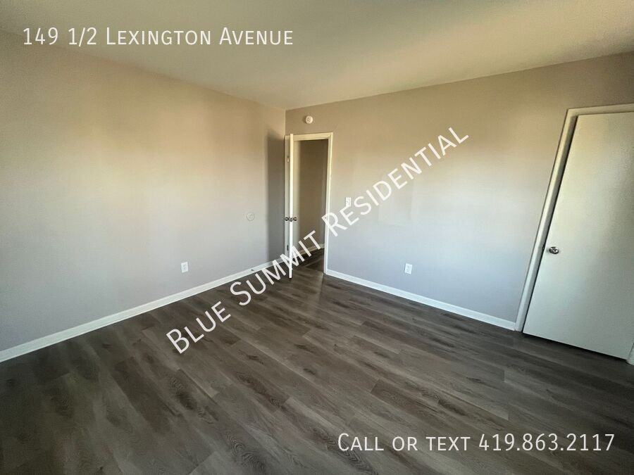 149 1/2 Lexington Ave - Photo 4 of 11