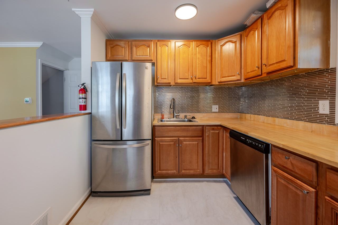 6208 8th St Nw - Photo 7 of 29