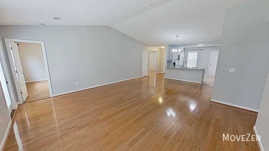 21 Reedy River Way - Photo 4 of 46