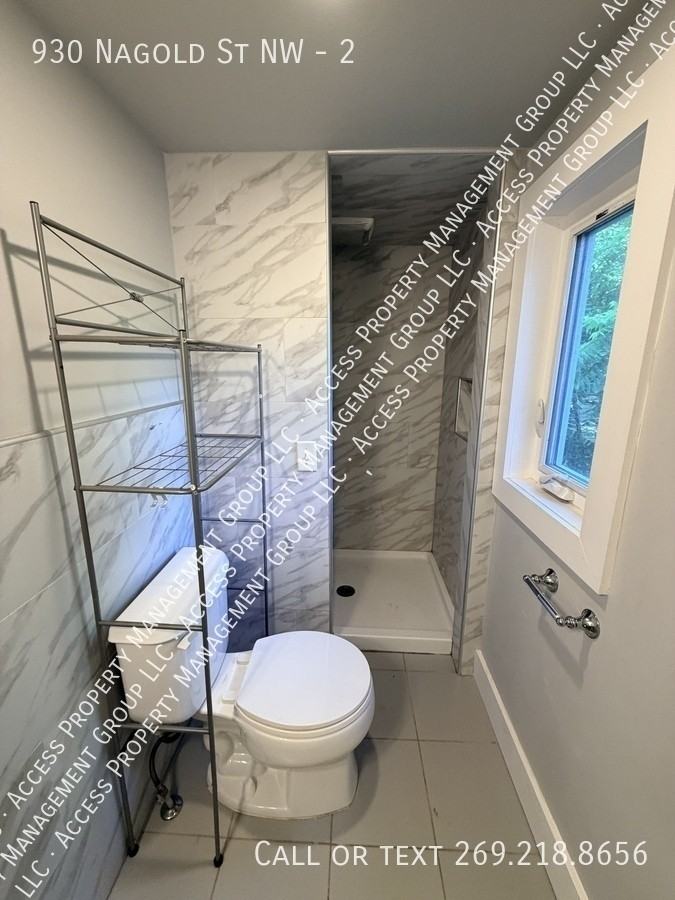 930 Nagold St Nw #2 - Photo 6 of 24