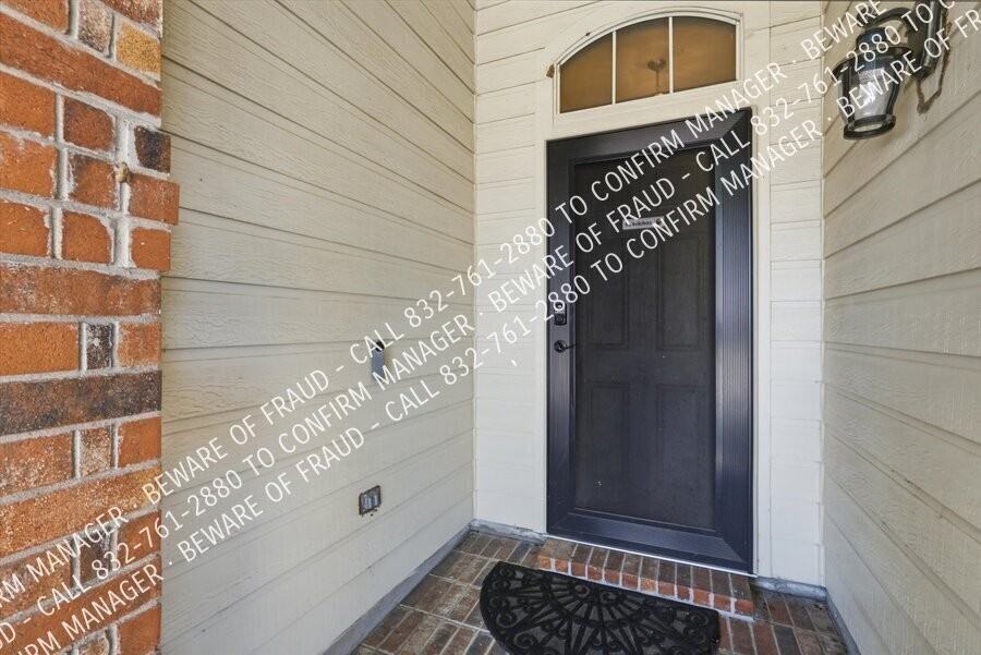 615 Magnolia Ln - Photo 2 of 28