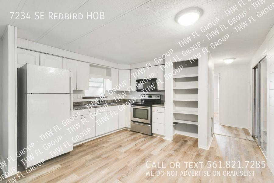 7234 Se Redbird Cir - Photo 2 of 10