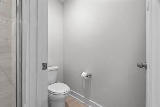 30 Shorncliffe Rd - Photo 5 of 42